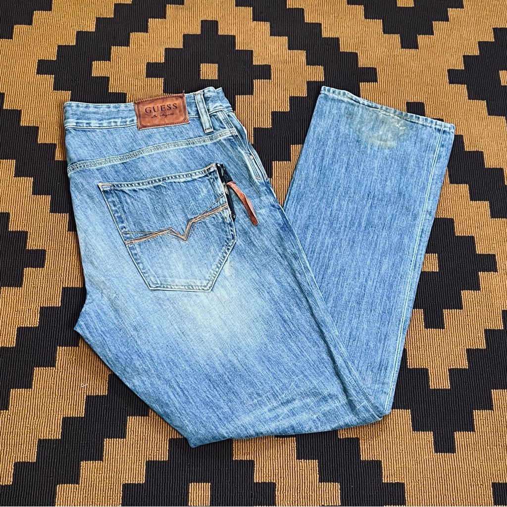 Guess Los Angeles Light Blue Faded Slim Straight Jeans Rare